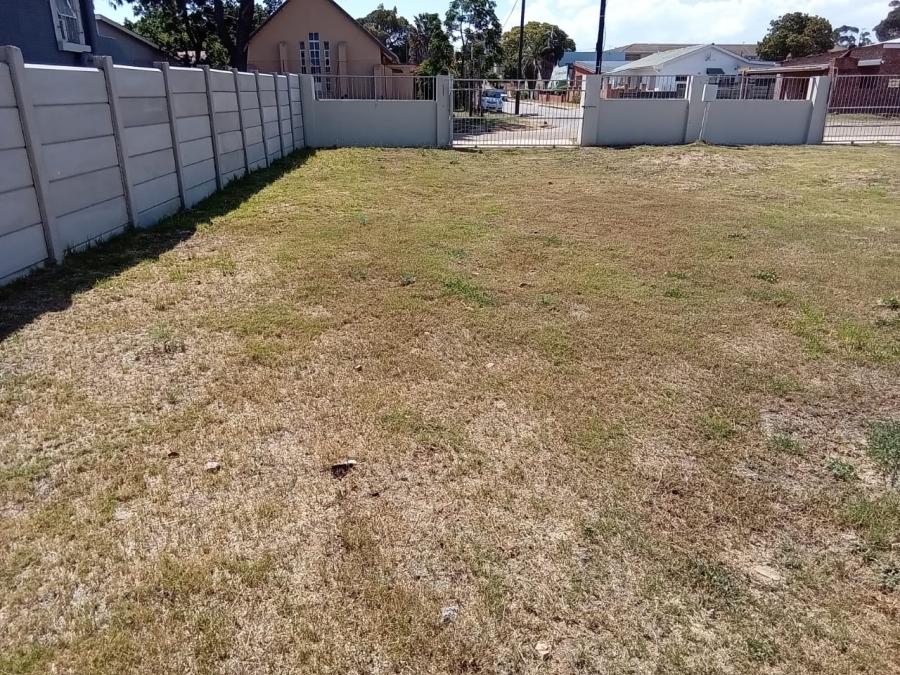 1 Bedroom Property for Sale in Uitenhage Central Eastern Cape